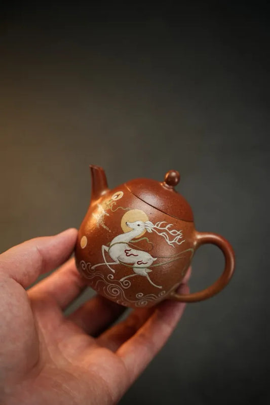 Fulu Dragon Egg·Exquisite wood-fired model·130cc Yixing purple clay teapot, ancient wood-fired method, with great texture and full of charm, fully hand-painted clay, with vivid and auspicious images, elegant shape, and excellent effect when played with.