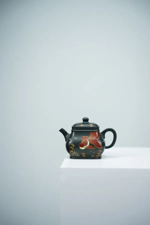 Square Pan Pot·Exquisite·180cc Yixing purple clay pot, top-grade dark green clay, hand-painted enamel, classic ancient style, vivid and natural enamel sculpture, auspicious meaning, bright and elegant, geometric beauty, fine details
