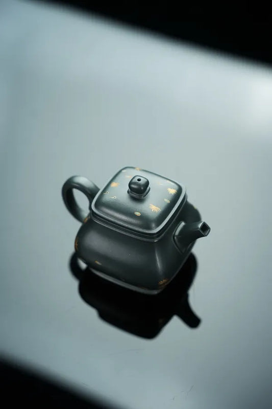 Square Pan Pot·Exquisite·180cc Yixing purple clay pot, top-grade dark green clay, hand-painted enamel, classic ancient style, vivid and natural enamel sculpture, auspicious meaning, bright and elegant, geometric beauty, fine details